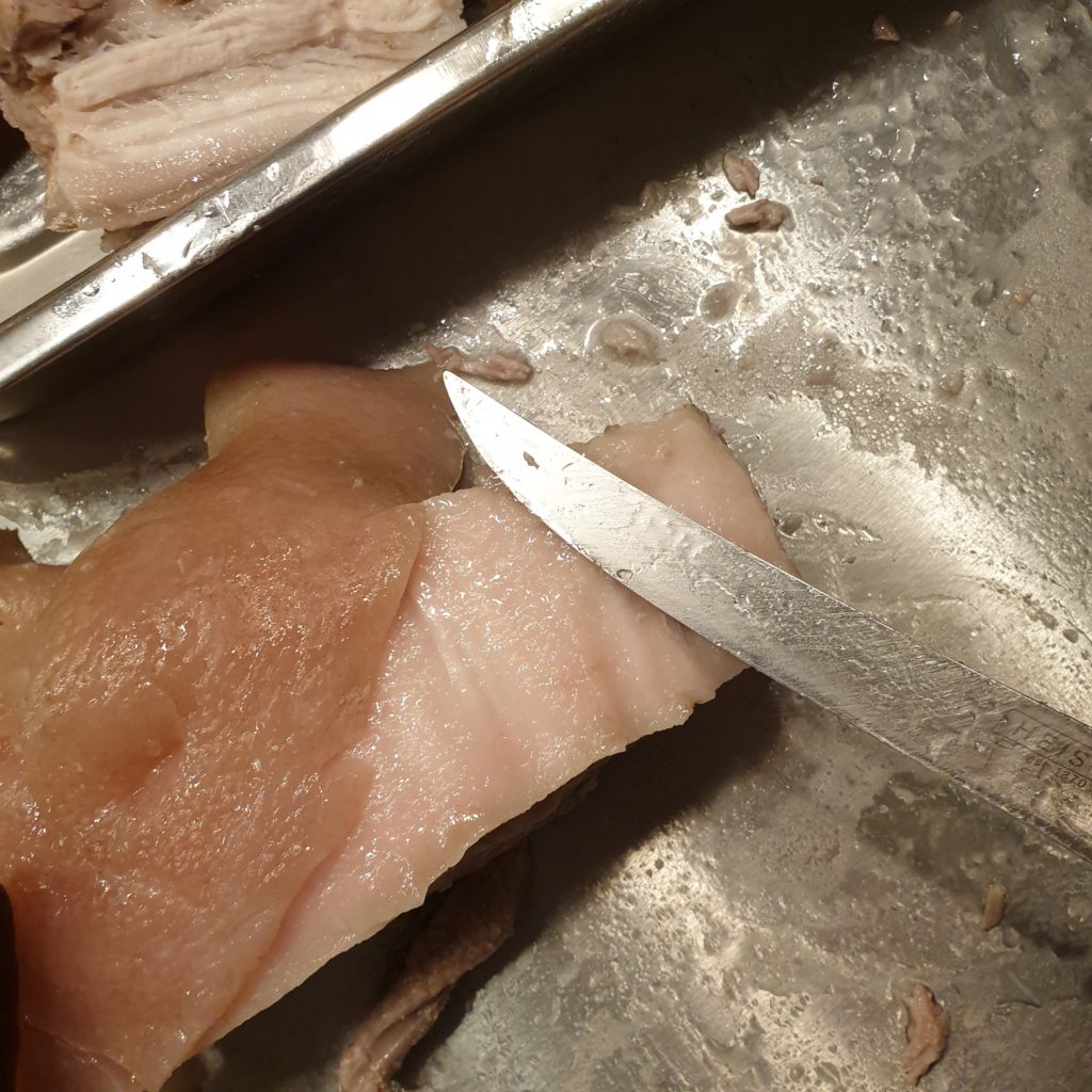 Schweinebauch entschwarten
